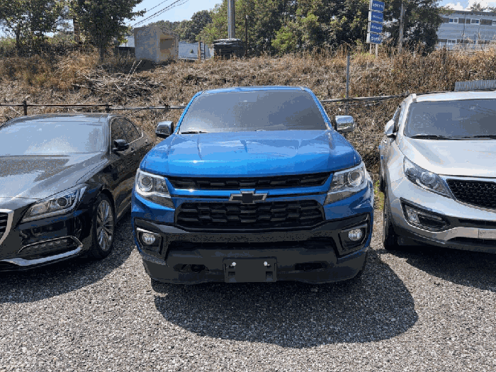 CHEVROLET COLORADO AWD