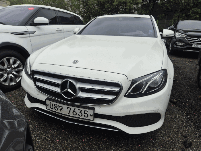 E200