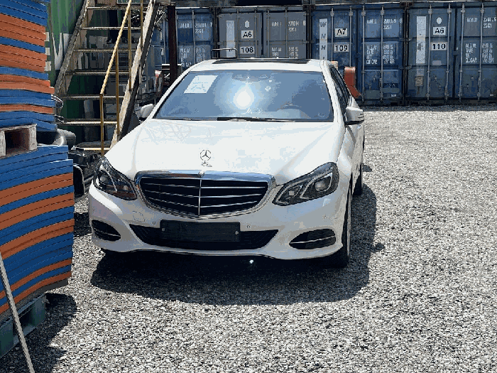E300