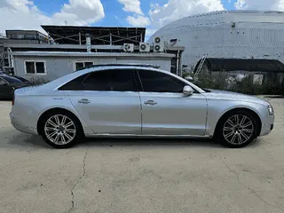 A8 LWB 4.2 FSI quattro 현황 사진 2
