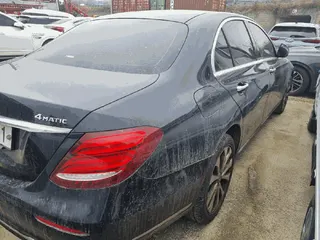 E300 4Matic 현황 사진 8