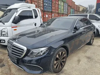 E300 4Matic 현황 사진 5