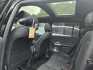 Mercedes-Benz-GLB220 현황 사진 12