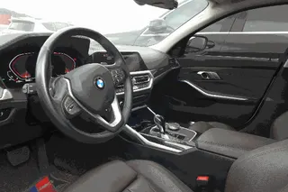 BMW 320i 현황 사진 9
