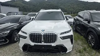 BMW X7 xDrive40d 현황 사진 1