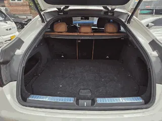 Mercedes-Benz GLC300 e 4MATIC Coupe 현황 사진 9