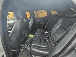 재규어 F-PACE 30d 현황 사진 8