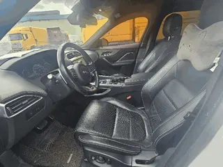 재규어 F-PACE 30d 현황 사진 3
