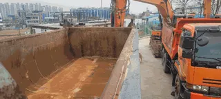 덤프트럭 현황 사진 19
