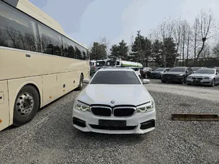 BMW 530i xDrive 현황 사진 1