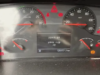 덤프트럭 현황 사진 9