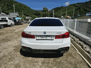 BMW 530i xDrive M sport Package Plus 현황 사진 5