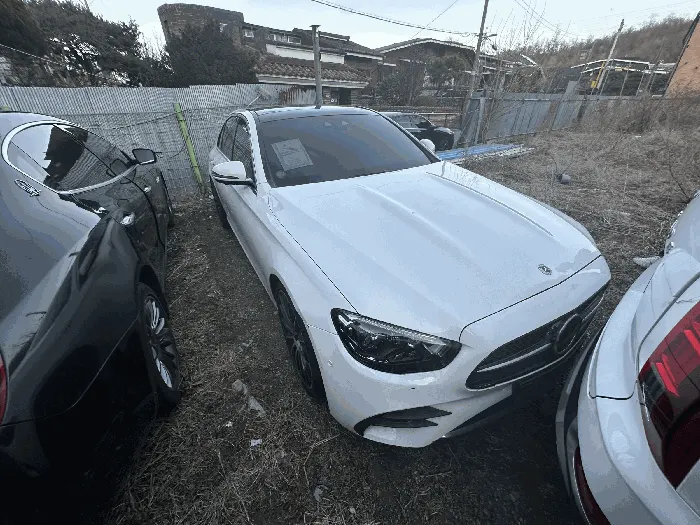 Mercedes-Benz E350 4MATIC