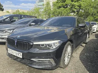BMW 520i Luxury 현황 사진 3