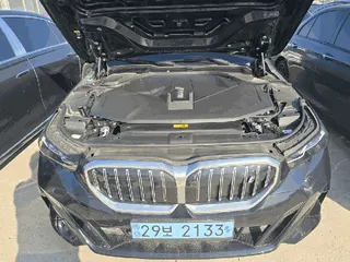BMW i5 eDrive40 현황 사진 7