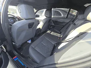 BMW i5 eDrive40 현황 사진 8