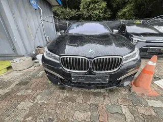 BMW M760Li xDrive 현황 사진 1