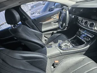 벤츠 E300 4Matic 현황 사진 4