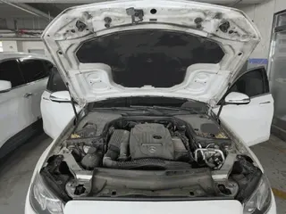 E300 4Matic 현황 사진 8