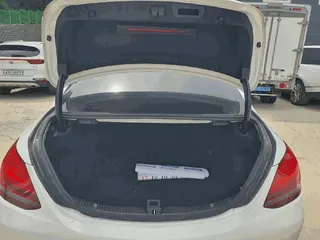 Mercedes-Benz C200 현황 사진 11
