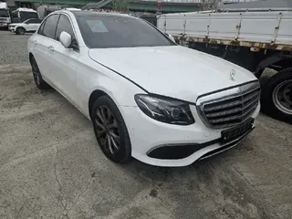 E300 4Matic 현황 사진 1