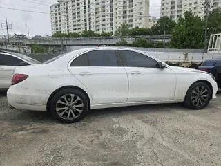 E300 4Matic 현황 사진 2