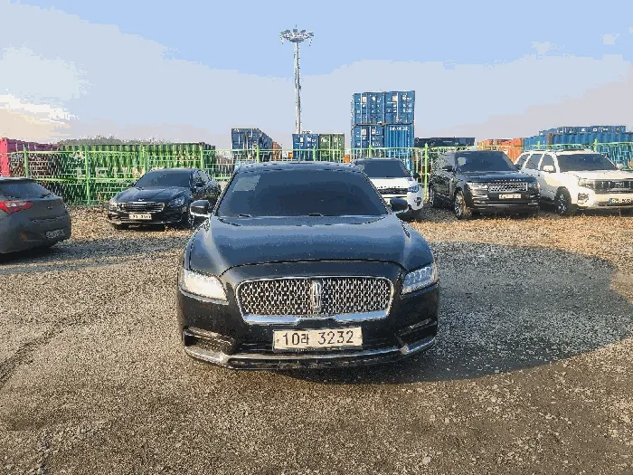 Lincoln Town-Continental 3.0 AWD