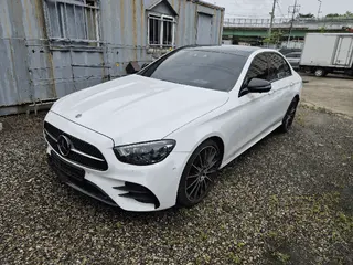 Mercedes-Benz E350 4MATIC 현황 사진 1