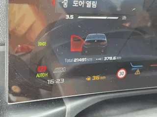 BMW 320i 현황 사진 4