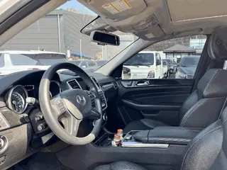 Mercedes Benz ML350 현황 사진 5