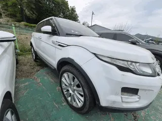 레인지로버 이보크 2.2D 현황 사진 4