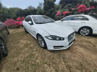 재규어 XF 2.0GTDI 현황 사진 2
